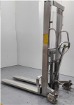 Apilador manual 1.000 Kg a 1.600 mm. INOXIDABLE