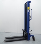 Apilador manual 1.000 Kg a 3.000 mm