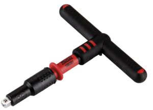 MANGO EN T 1/4" AISLADO 125 MM