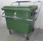 Soporte sujeción contenedores de basura